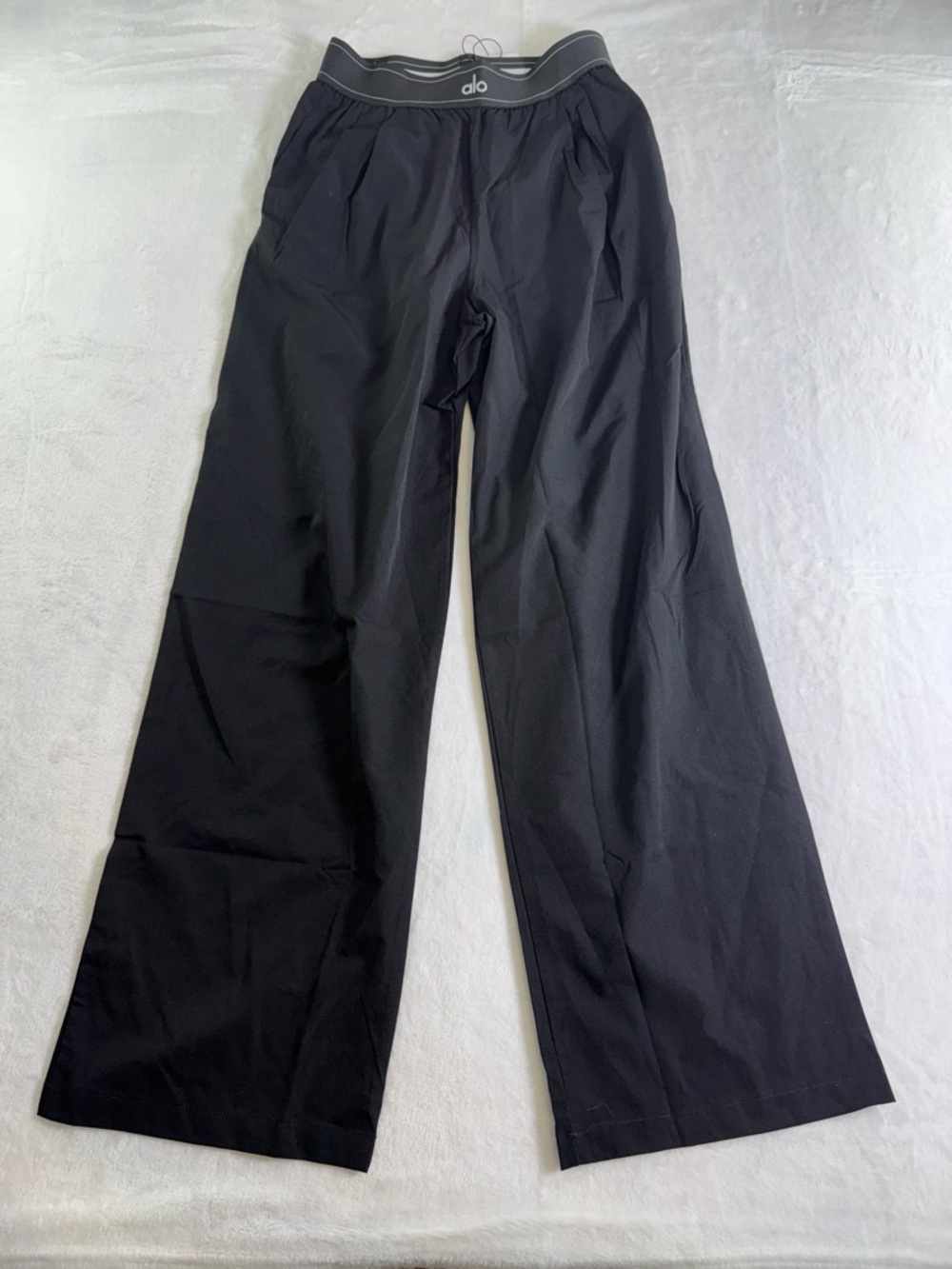 ALO Yoga Women’s Suit Up trousers Black Wide-Leg Pants New with Tags Size S - Picture 7 of 7